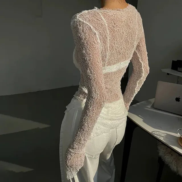 Classic Vintage Shirt with a Flattering Fit