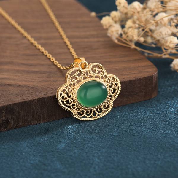 A Vintage Style Garment with Delicate Timeless Details