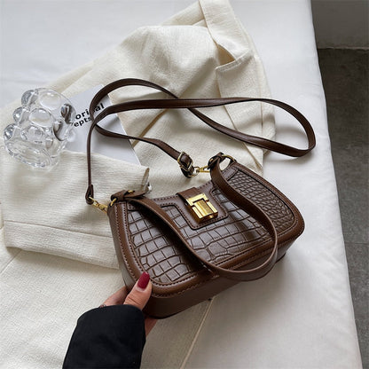 Sophisticated Bag with a Clean Classic Look