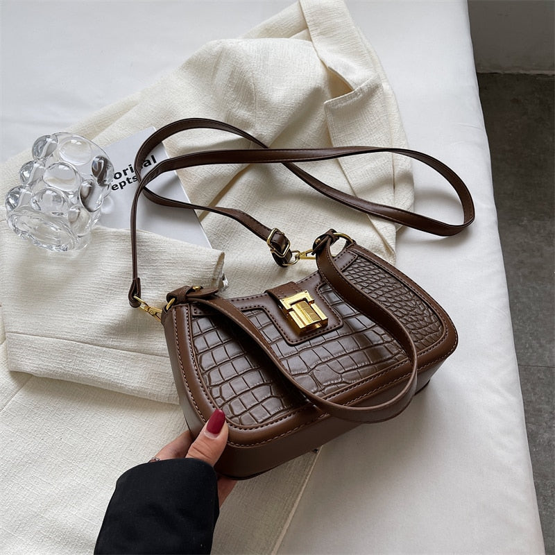 Sophisticated Bag with a Clean Classic Look