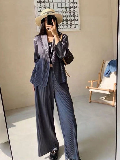 Classic Vintage & Enduringly Stylish Pants