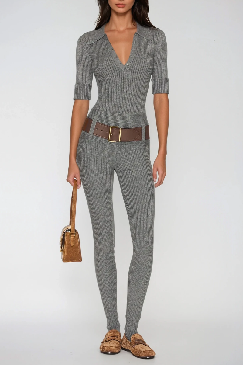 Effortlessly Elegant Pants with a Timeless Design
