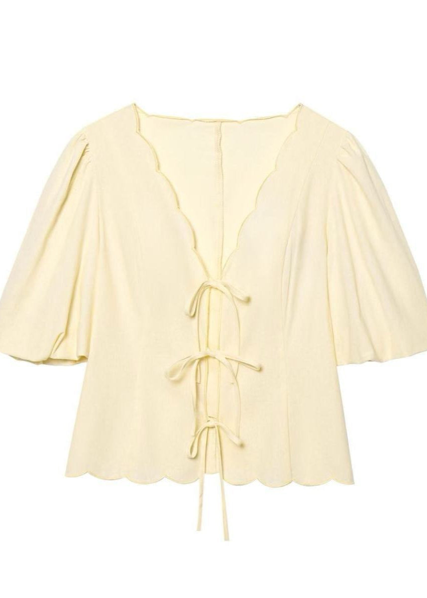 Classic Vintage & Enduringly Stylish Blouse