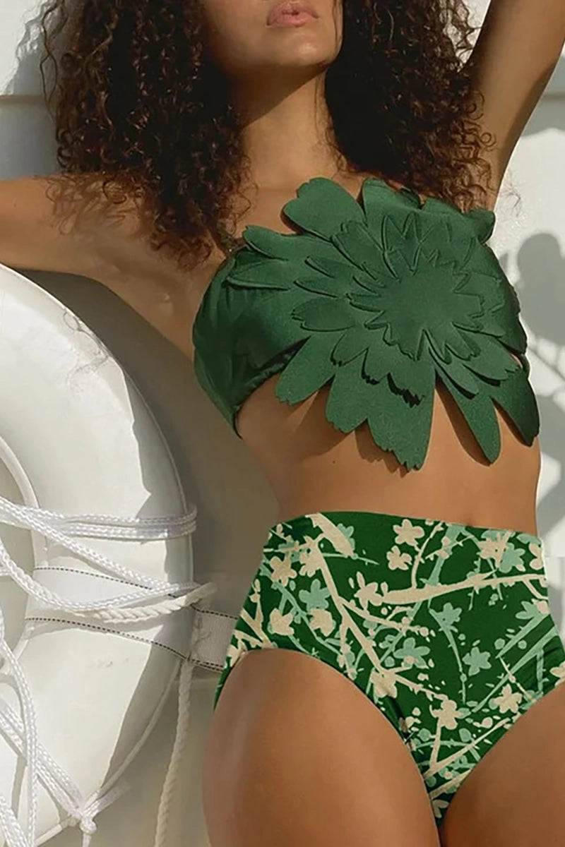 Well Tailored Bikini with a Graceful Silhouette