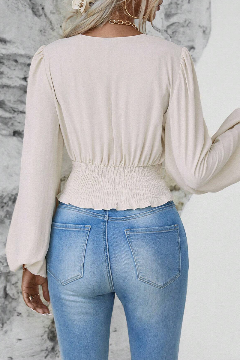 Beautifully Finished Top in a Timeless Design