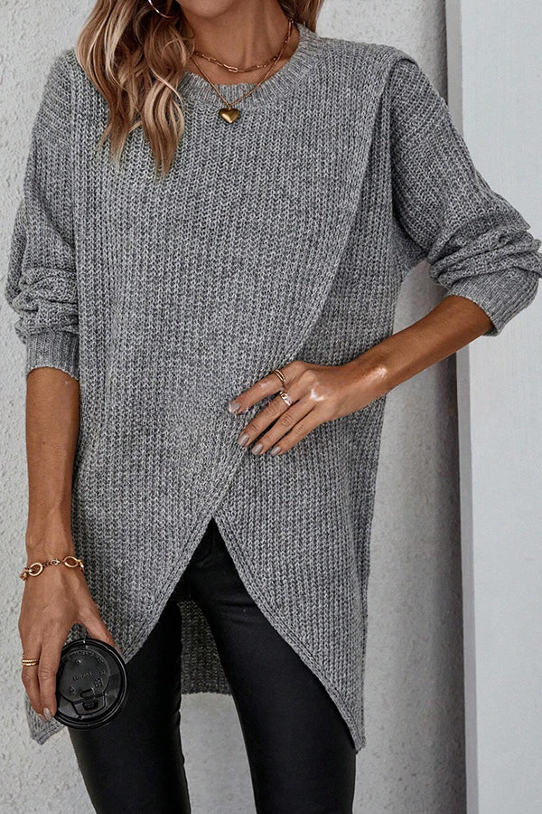 Well Tailored Sweater with a Graceful Silhouette