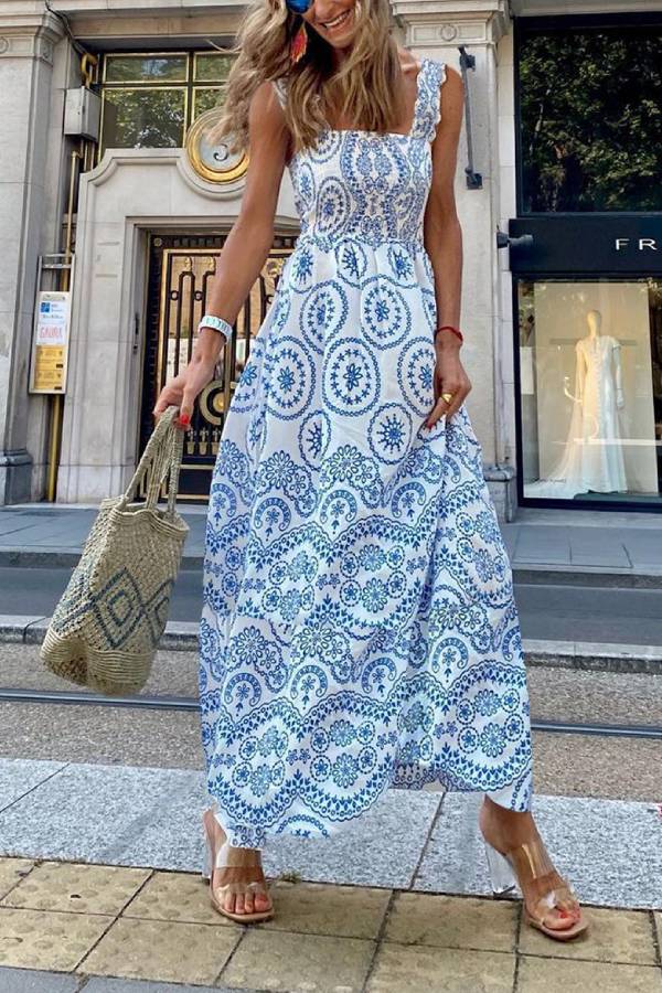 Well Tailored Garment with a Graceful Silhouette