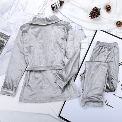 Effortlessly Elegant Garment with a Timeless Design