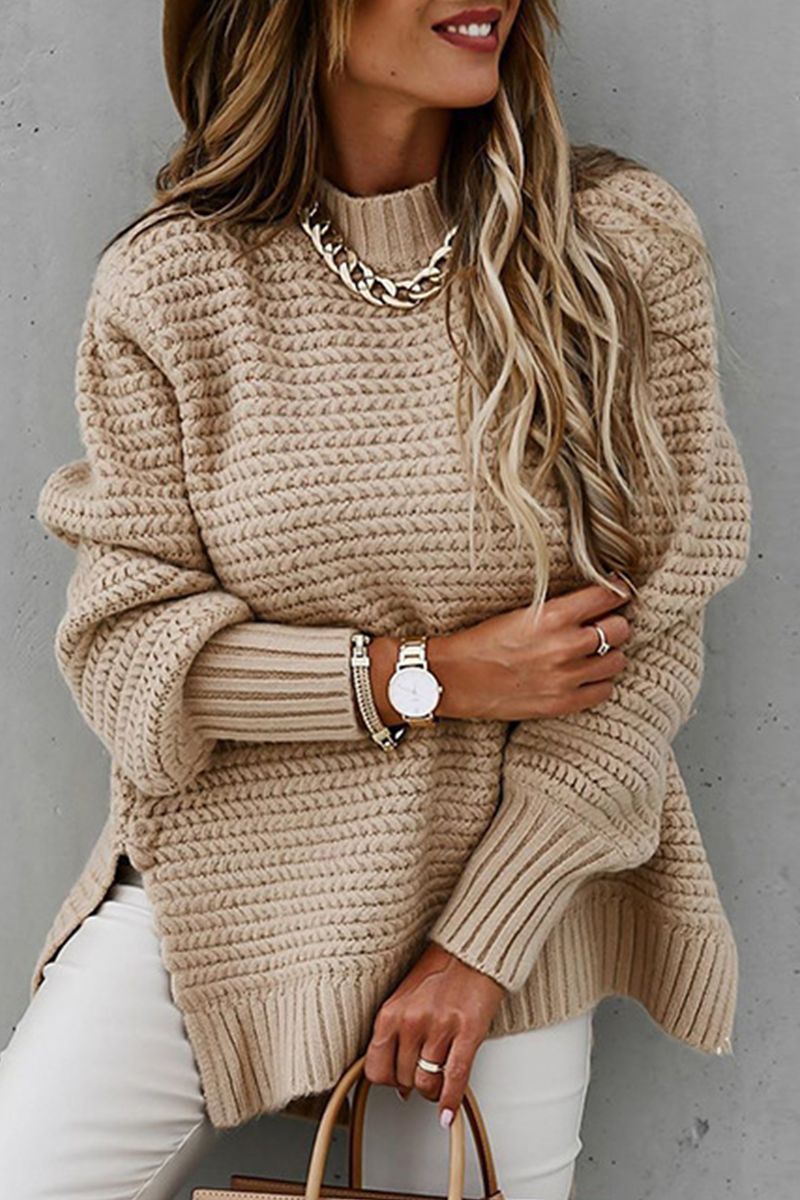 Beautifully Finished Sweater in a Timeless Design