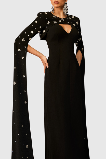 Gracefully Styled Dress for Any Occasion