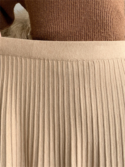 Sophisticated Garment with a Clean Classic Look