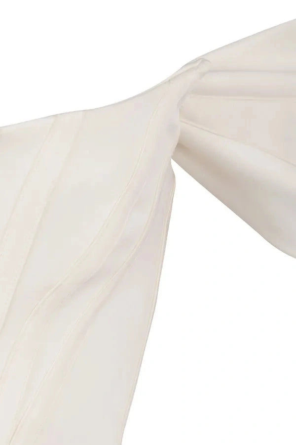 Polished Garment with an Effortless Classic Look