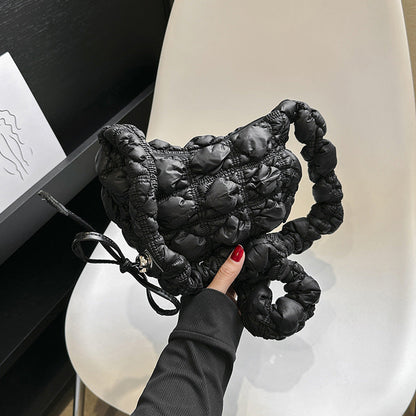 Gracefully Styled Bag for Any Occasion