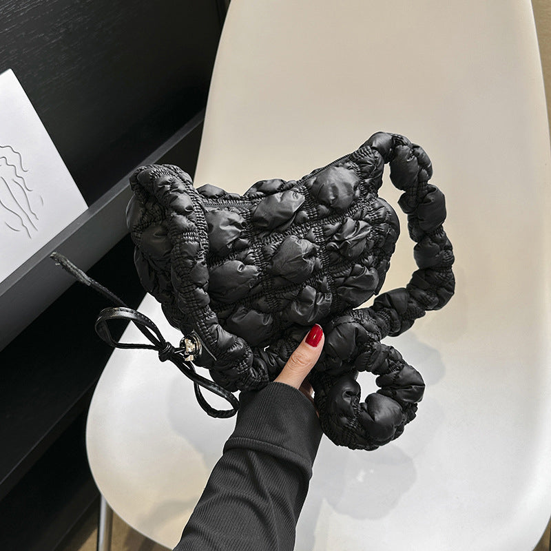 Gracefully Styled Bag for Any Occasion