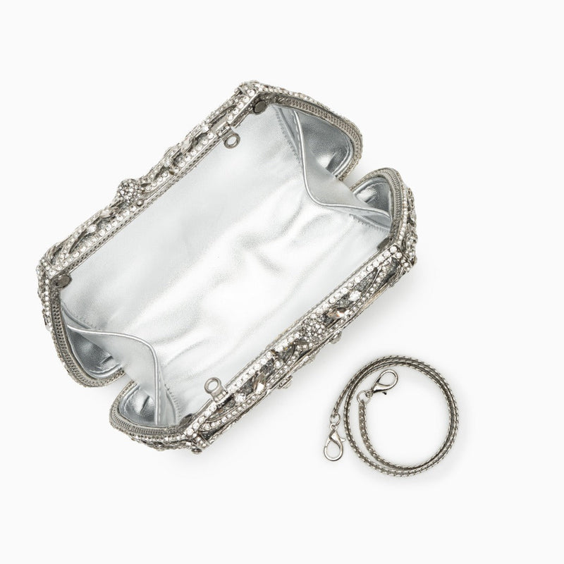 Beautifully Crafted Bag in a Classic Style