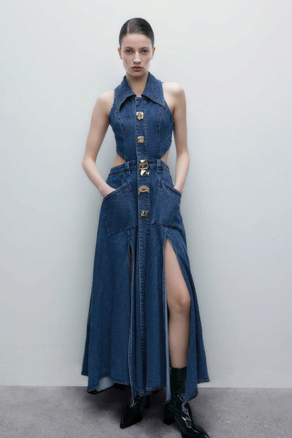 Beautifully Finished Dress in a Timeless Design
