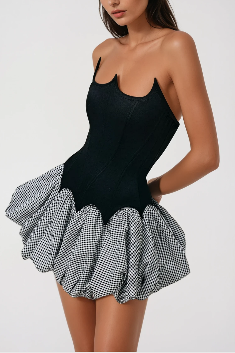 Classic Vintage & Enduringly Stylish Dress
