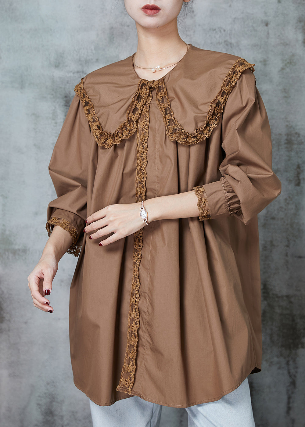 Effortlessly Elegant Shirt with a Timeless Design