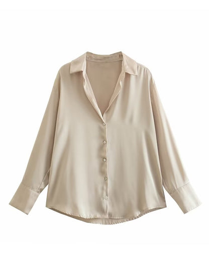 Effortlessly Elegant Blouse with a Timeless Design