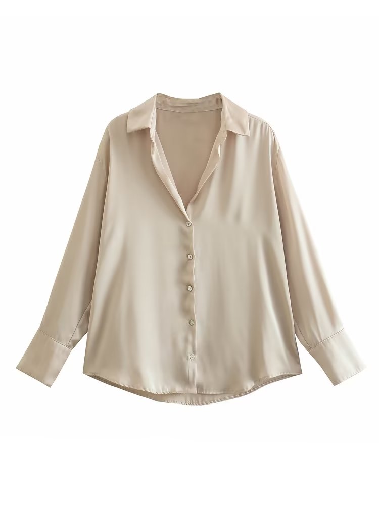 Effortlessly Elegant Blouse with a Timeless Design