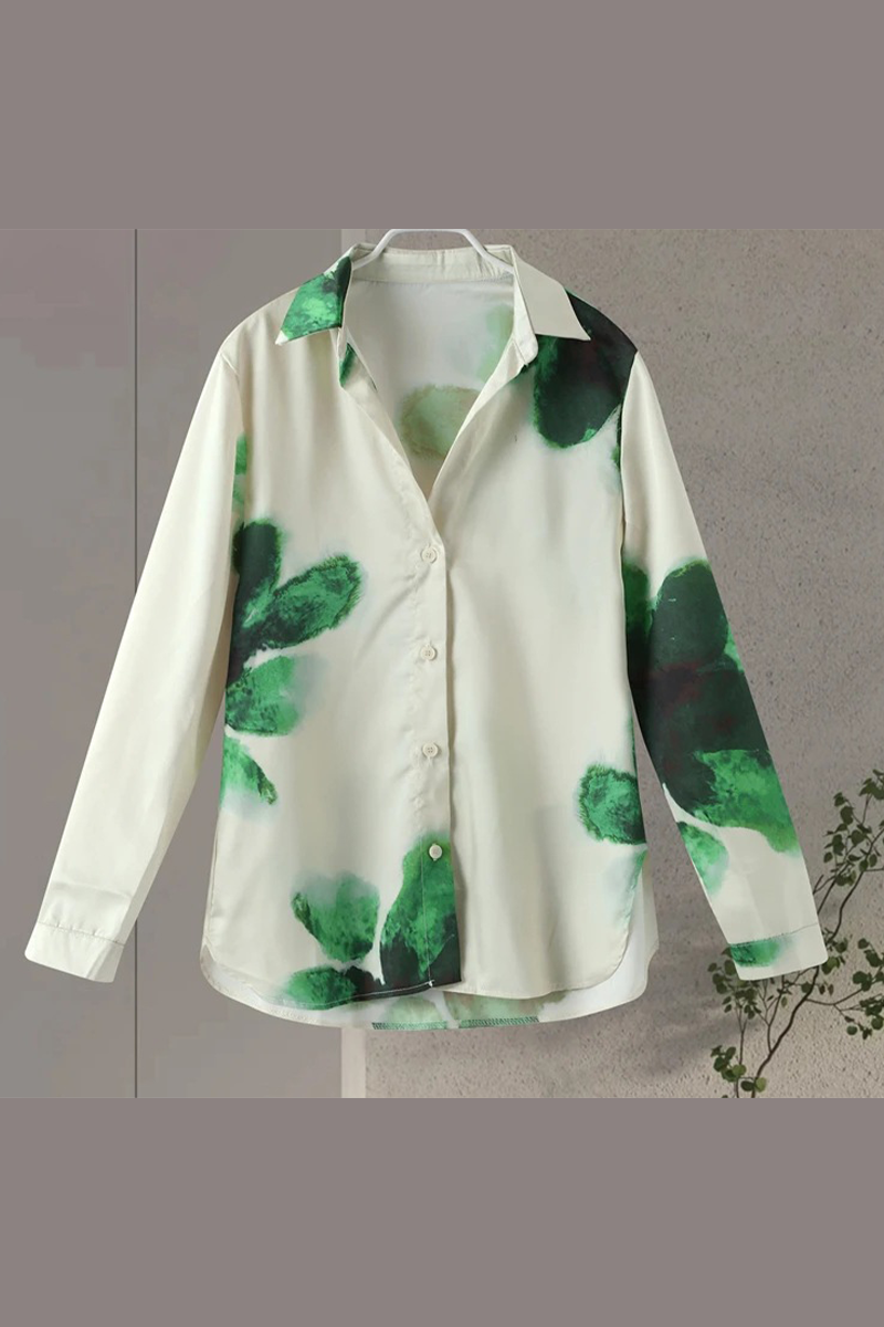 Gracefully Styled Garment for Any Occasion