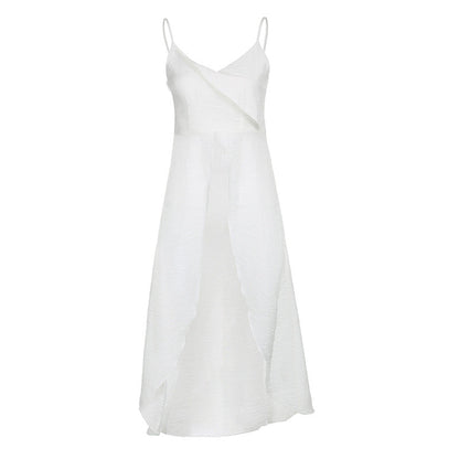 Effortlessly Elegant Top with a Timeless Design