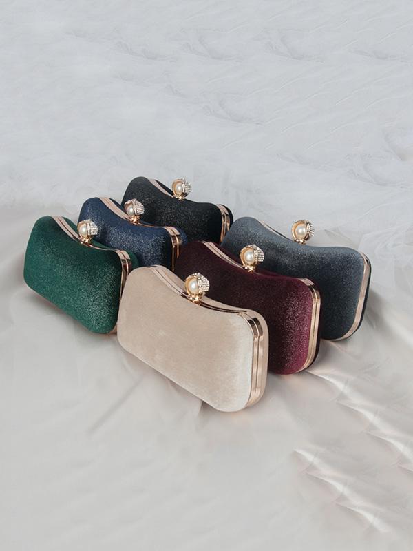 Classic Vintage Bag with a Flattering Fit