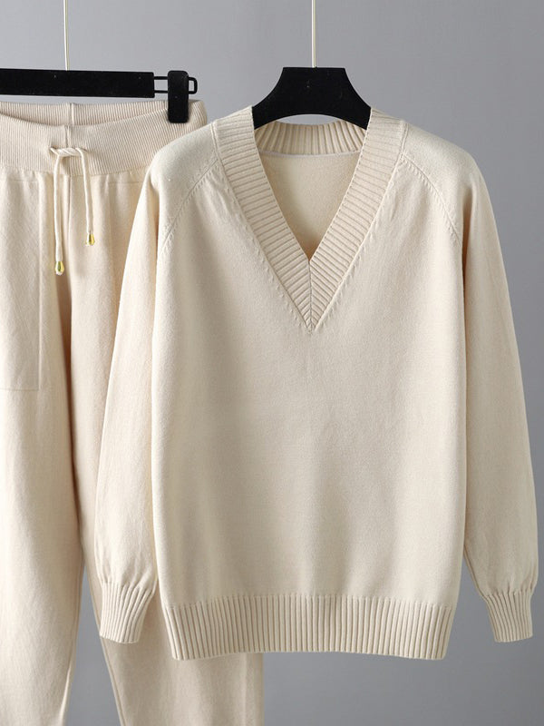 Elegantly Styled Sweater for Everyday Wear