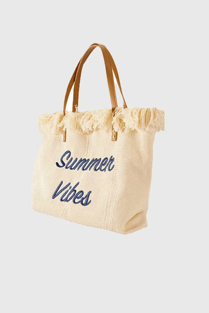 Gracefully Styled Bag for Any Occasion