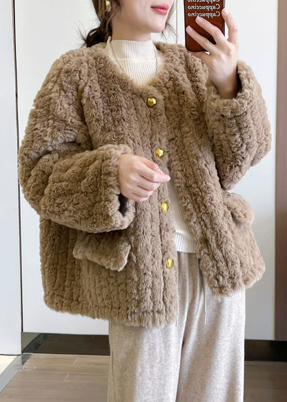 Polished Coat with an Effortless Classic Look