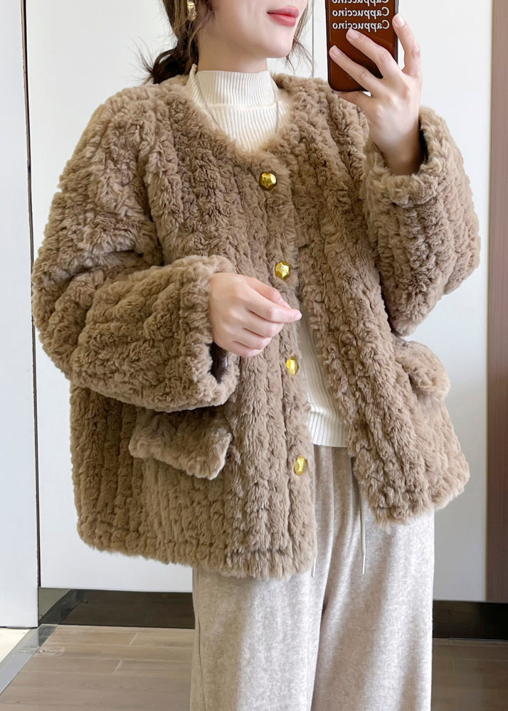 Polished Coat with an Effortless Classic Look