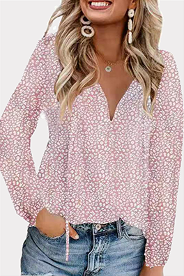 Classic Vintage & Enduringly Stylish Top