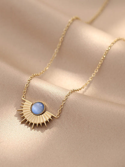 Beautifully Finished Garment in a Timeless Design