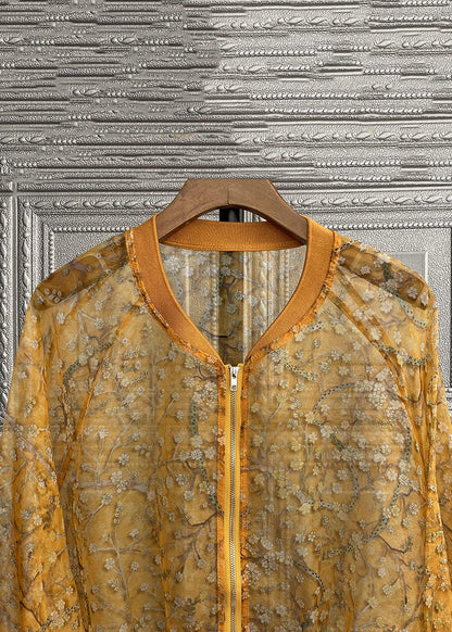 Beautifully Finished Coat in a Timeless Design