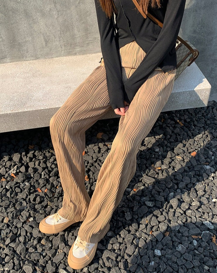 Beautifully Finished Pants in a Timeless Design