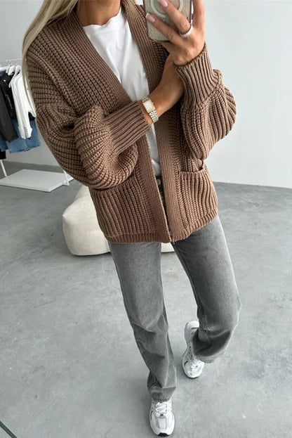 Well Tailored Cardigan with a Graceful Silhouette