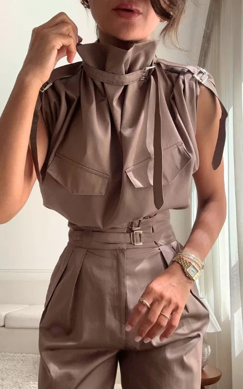 Effortlessly Elegant Garment with a Timeless Design