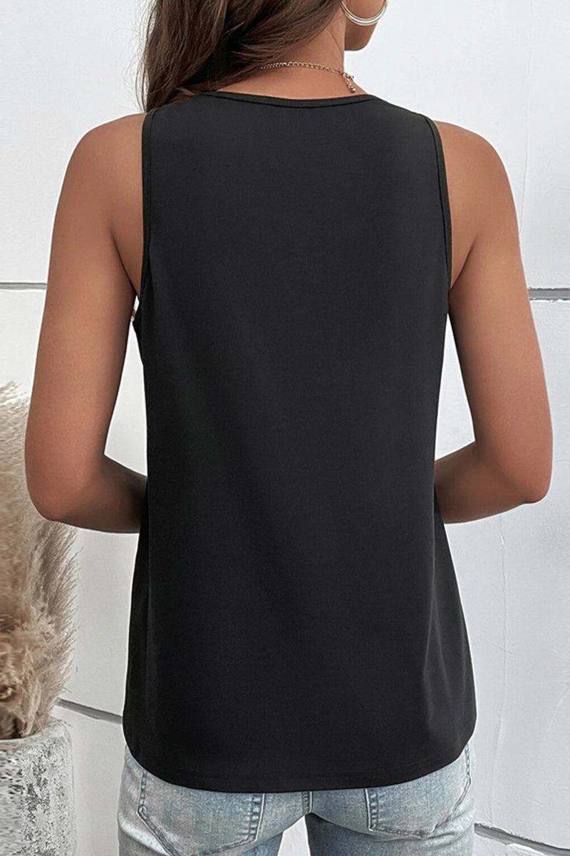 Polished Top with an Effortless Classic Look