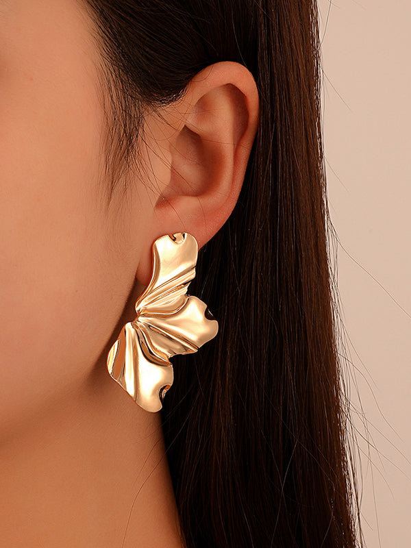 A Vintage Style Garment with Delicate Timeless Details