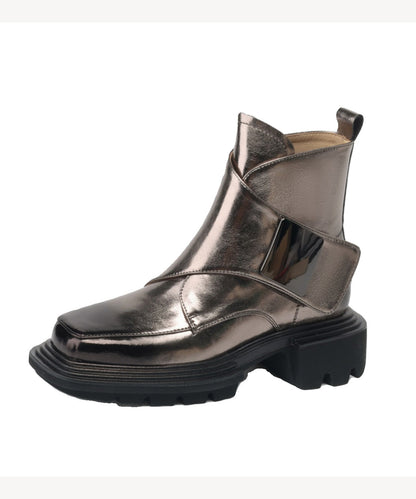 Beautifully Finished Boots in a Timeless Design
