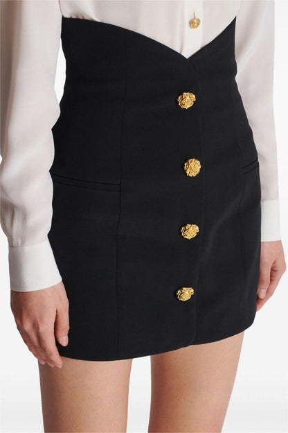 Polished Garment with an Effortless Classic Look