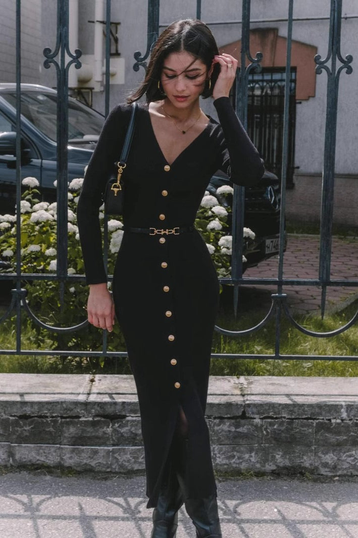 Beautifully Finished Sweater in a Timeless Design