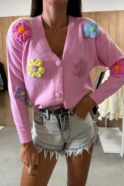 Effortlessly Elegant Cardigan with a Timeless Design