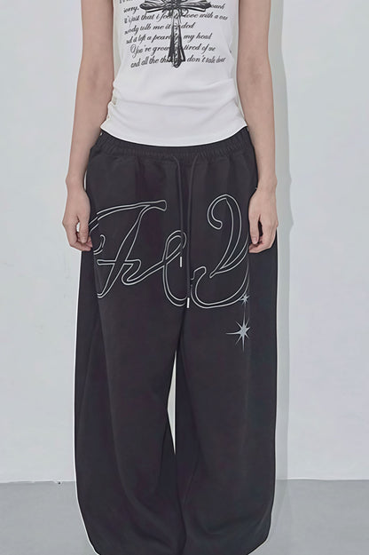 Classic Vintage Pants with a Flattering Fit