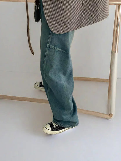 Sophisticated Pants with a Clean Classic Look