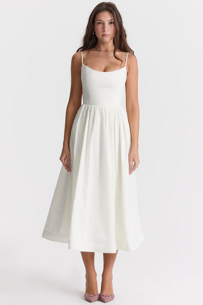 Classic Vintage Dress with a Flattering Fit