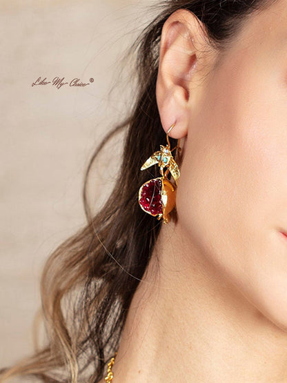 Beautifully Finished Garment in a Timeless Design