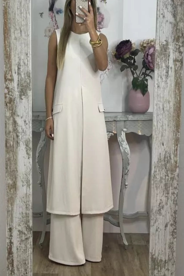 Beautifully Finished Garment in a Timeless Design