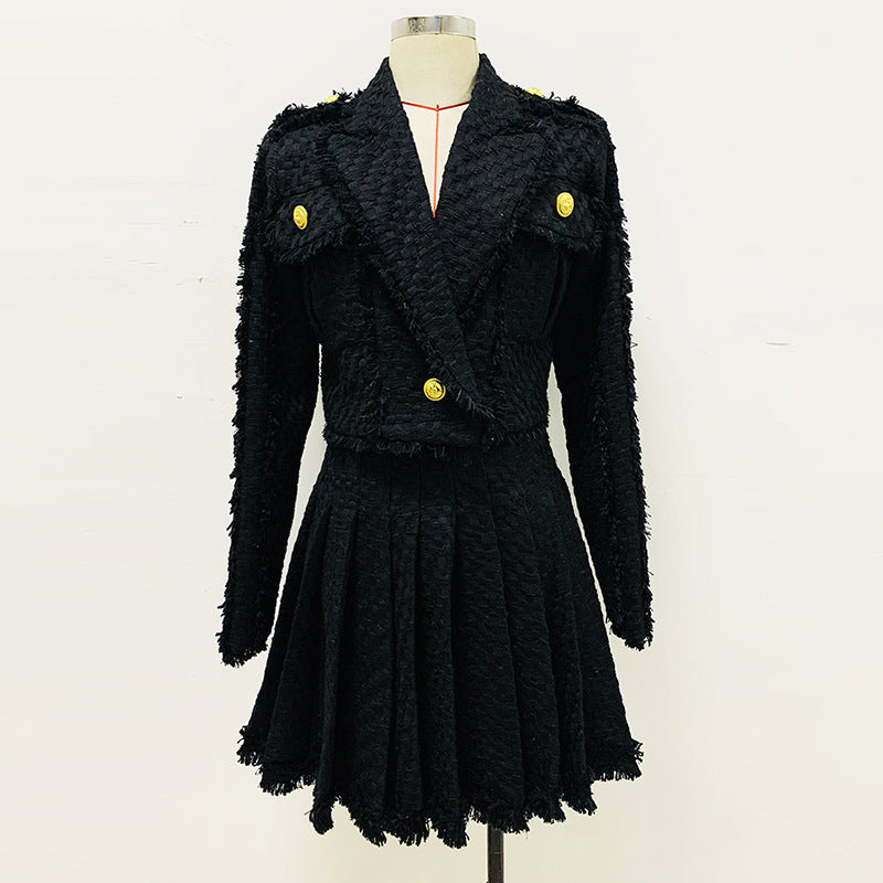 Effortlessly Elegant Garment with a Timeless Design