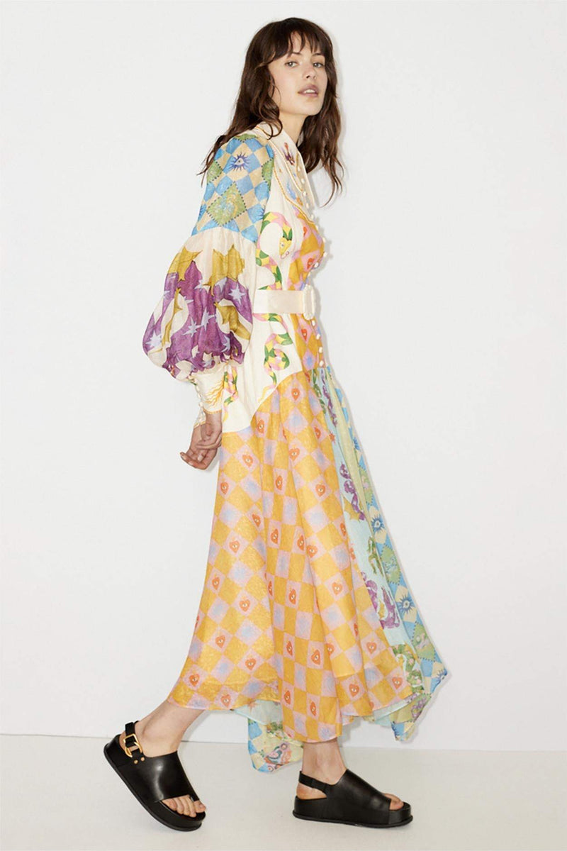 Well Tailored Dress with a Graceful Silhouette